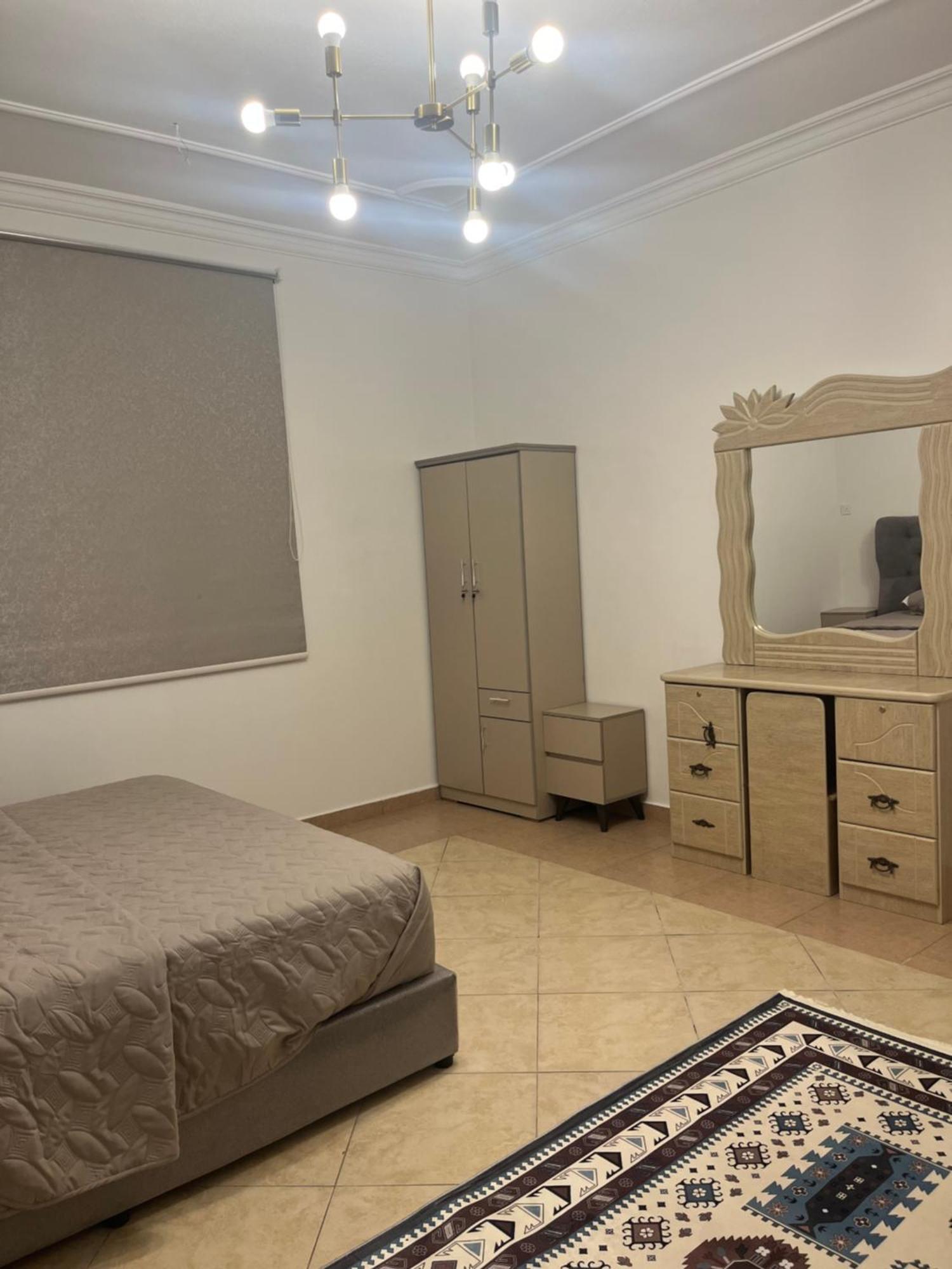 عائلية من أربع غرف نوم ومجلس وصالة ومطبخ Apartment Riyadh